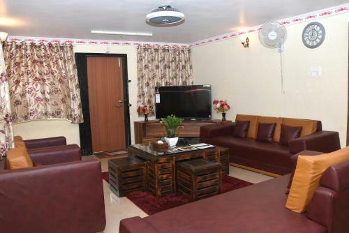 Villa Quinte Hills Residency