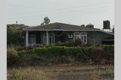 Villa Colonial Stone Cottage