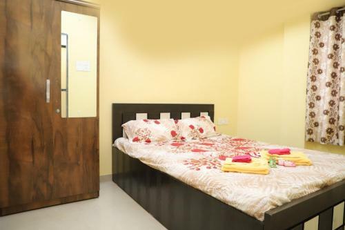 Samruddhi Holiday Home