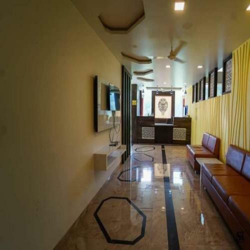 Hotel Stonarc Riverside Resort
