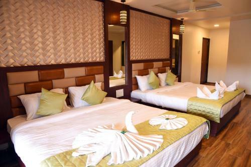 Hotel Stonarc Riverside Resort