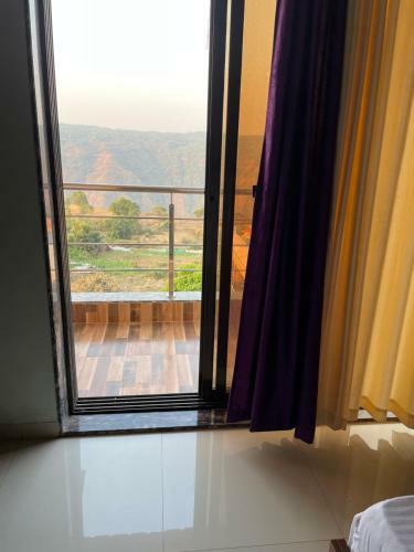 Hotel Mountain Capital By Ilif