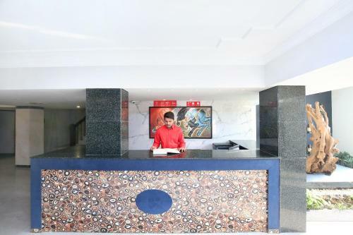 Capital O 23498 Hotel Jane Royale