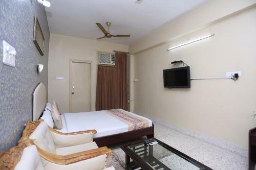Oyo 4103 Apartment Atithi Ashray