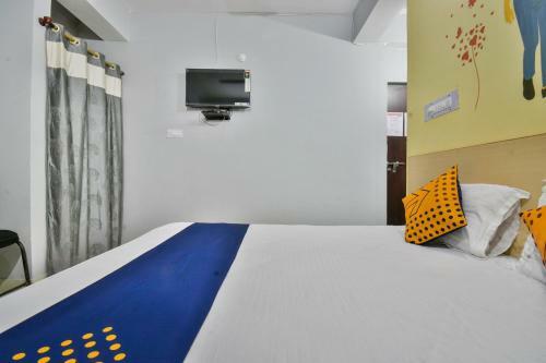 Vaccinated Staff - Spot On 71046 Hotel Glad