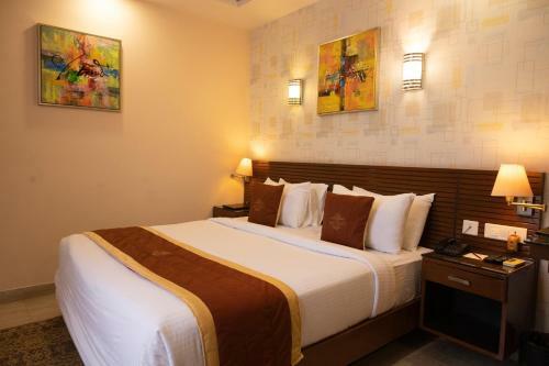 The Red Velvet Hotel Samarpan Patna