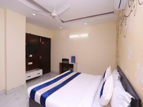 Oyo 10008 Hotel Golden Tree