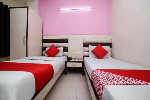Oyo 26940 Hotel Stay House
