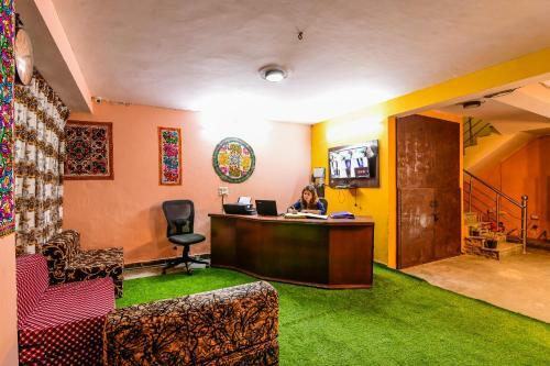 Oyo 24298 Hotel High Sky