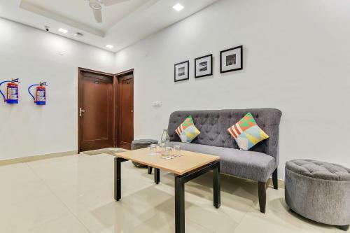 Hostal Oyo Home 64106 Comfortable Stay