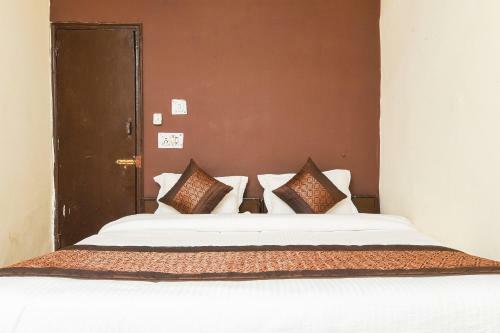 Hotel Oyo 15664 Airport Zone