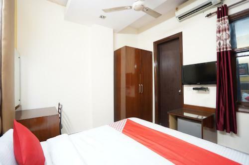 Hotel Oyo 47704 East Inn