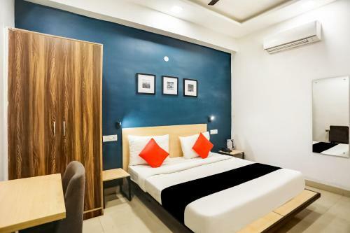 Hotel Capital O 70750 Blue Stone