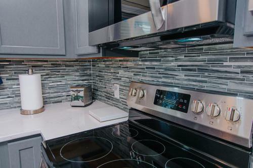 Apartamento Luxury Condo Just Across From The Beach!