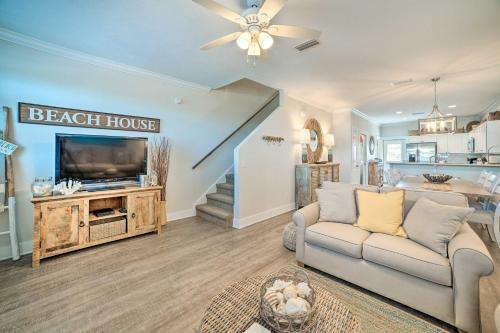 Upscale Ocean View Getaway - Walk To Beach!