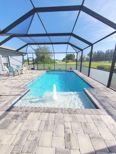 Our Happy Place - Three Bedroom Private Pool Vacation Villa