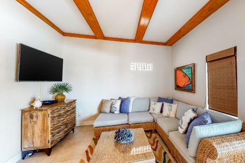 Villa Cool Water Retreat & Dolphin Cove