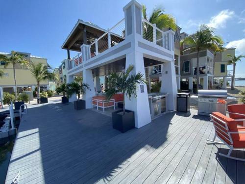 Paradise Without A Passport 2br 2ba Big Balcony Atlantic Ocean View