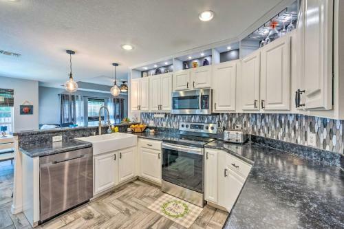 Private Gulf Breeze Gem With Easy Shore Access!
