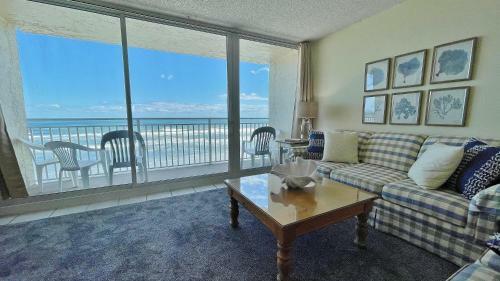 Pelican 303e By Teeming Vacation Rentals