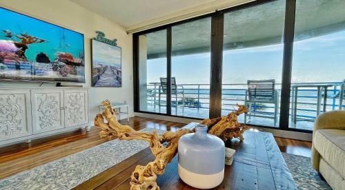 Ebb Tide By Teeming Vacation Rentals