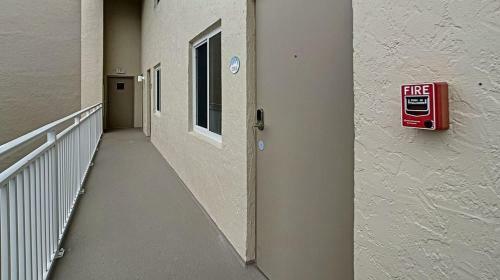 Pelican 304-d By Teeming Vacation Rentals