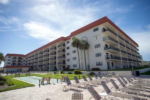 Hacienda Del Sol II - 202