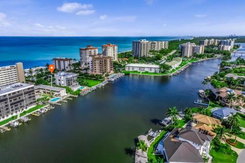 Vanderbilt Beach Getaway