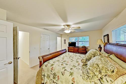 Binnacle Beach House I