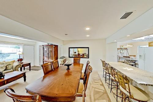 Binnacle Beach House I