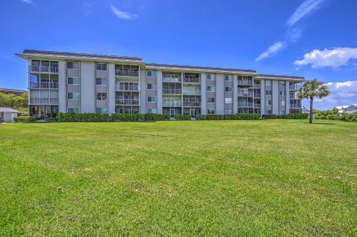 Apartamento Picturesque Couples Getaway With Pool Access!