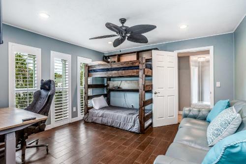 Palm River Estate