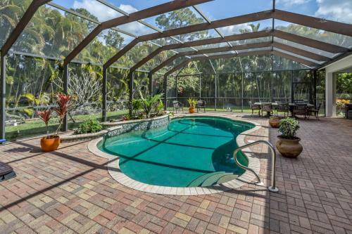 Pool Paradise