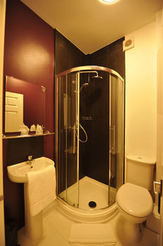 Hostal Gail's Guest House