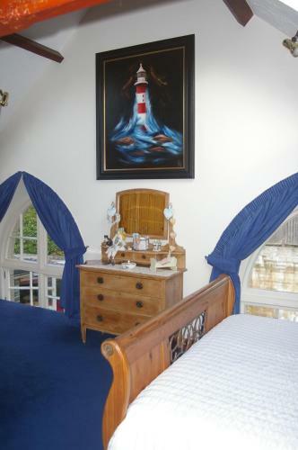 Hostal The Old School House