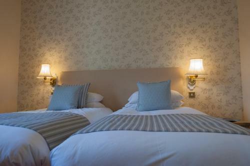 Glen-yr-afon House Hotel