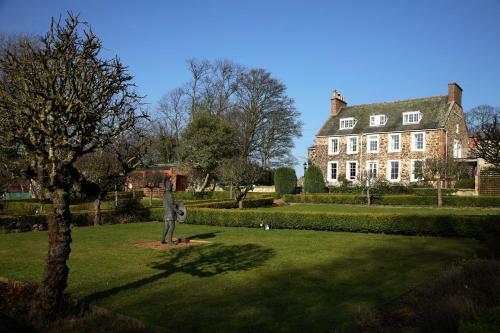 Waren House Hotel
