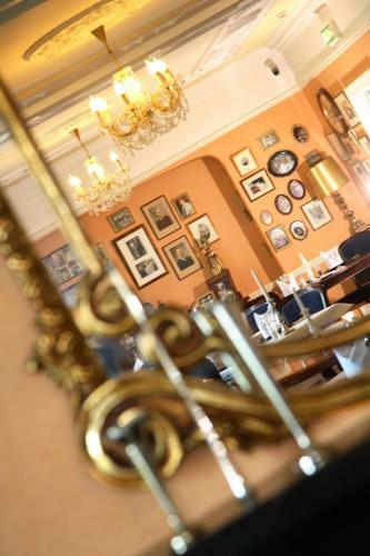 Waren House Hotel
