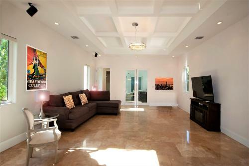 Villa Bel Air Luxury Mansion