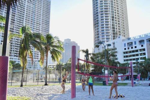 Apartamento 2bed/2bath Bay View Condo With Wrap Around Balcony