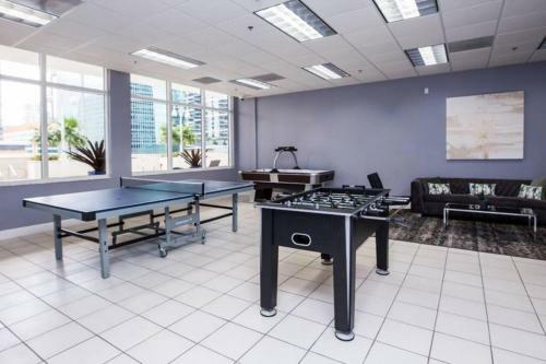 Apartamento Comfy Studio 2queen Beds Free Parking Best Location