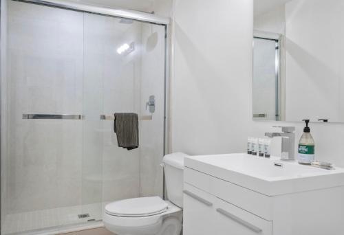 Lh Suites