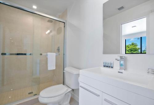 Lh Suites