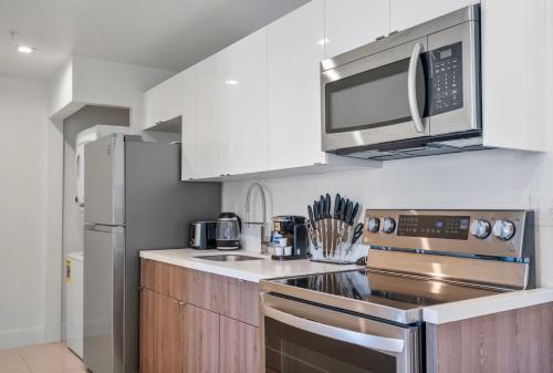 Lh Suites