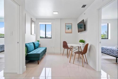 Lh Suites