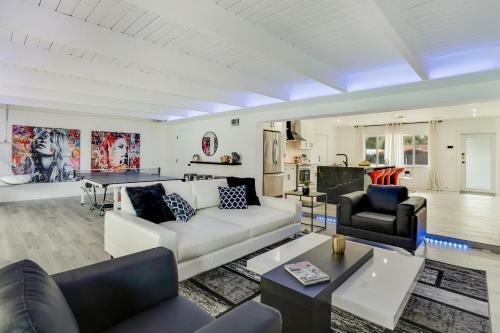 Villa Modern Luxury Miami - Movie Theatre - Private