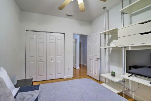 Pet-friendly Miami Getaway With Private Yard!