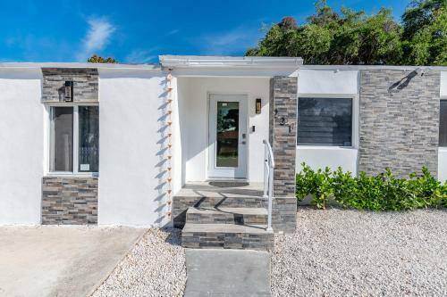 Villa **spacious/private 5br House Design District**