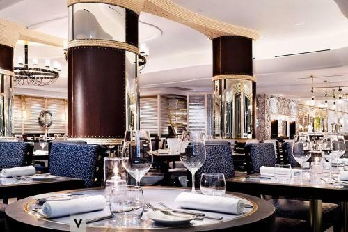 Hotel Fontainebleau Suites By Vesper