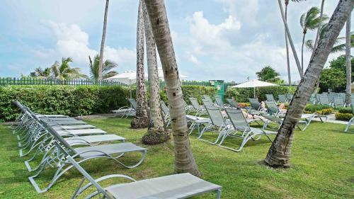 Deluxe Apartments By South Florida Vacations